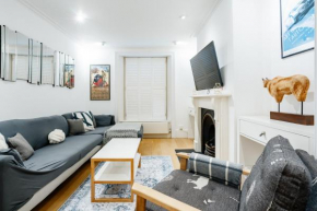 Luxury 3BRs Home, Spacious and Cozy in Victoria